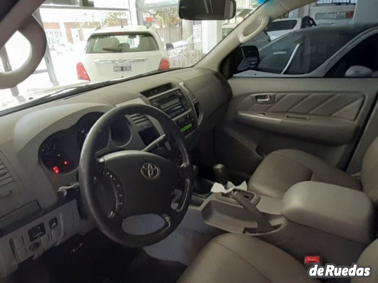 Toyota Hilux Usada en Mendoza, deRuedas