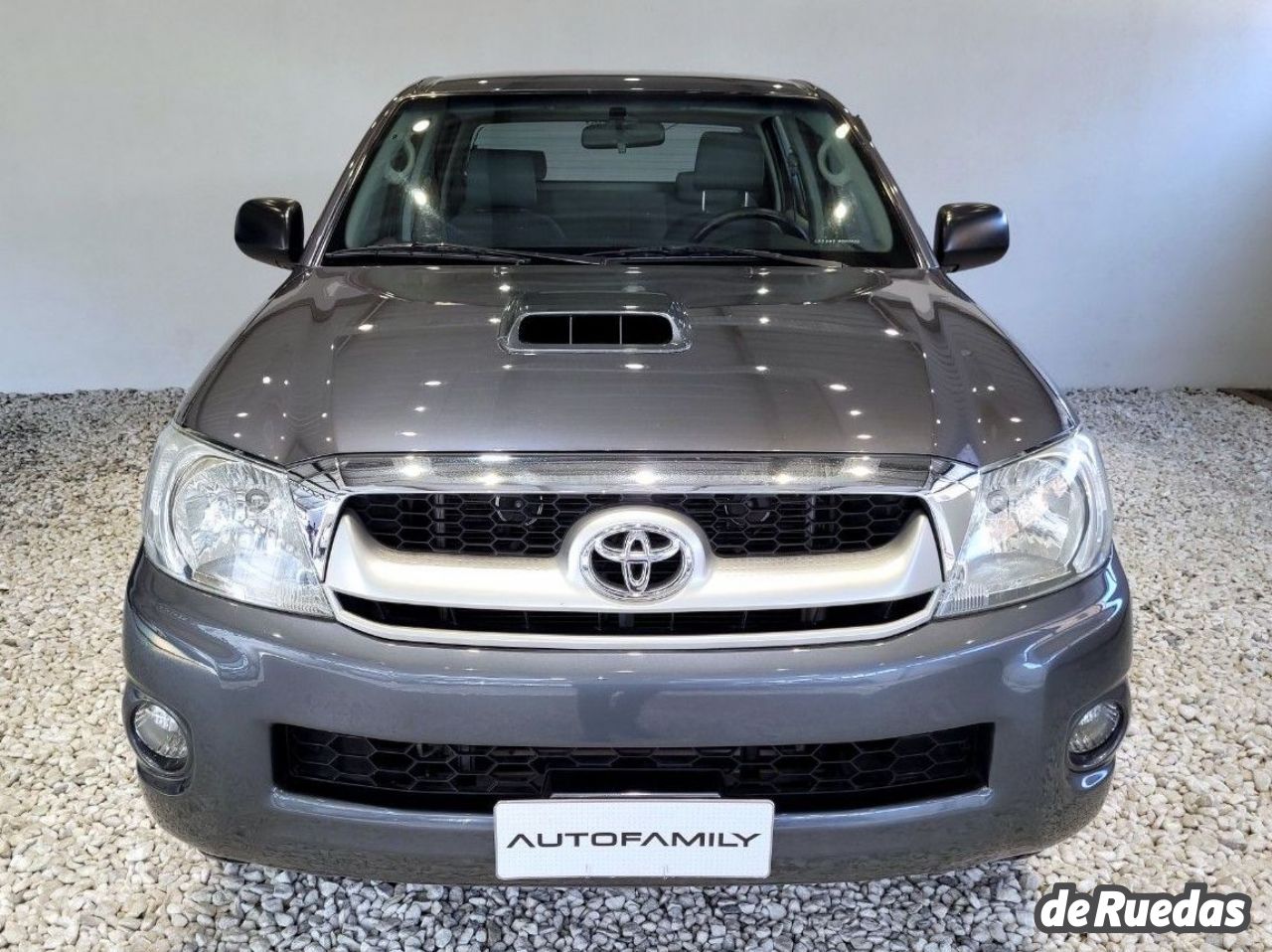 Toyota Hilux Usada en Córdoba, deRuedas