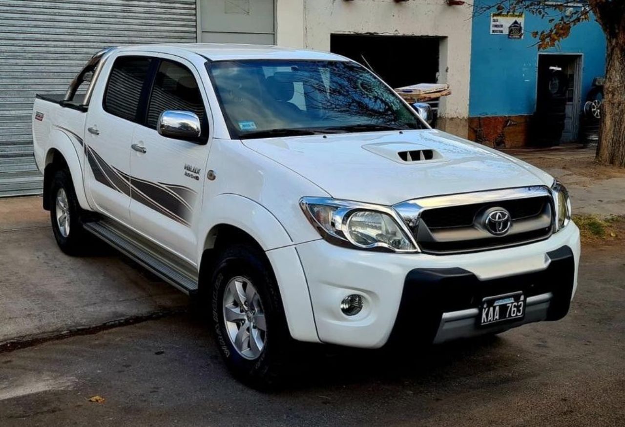 Toyota Hilux Usada en Mendoza, deRuedas