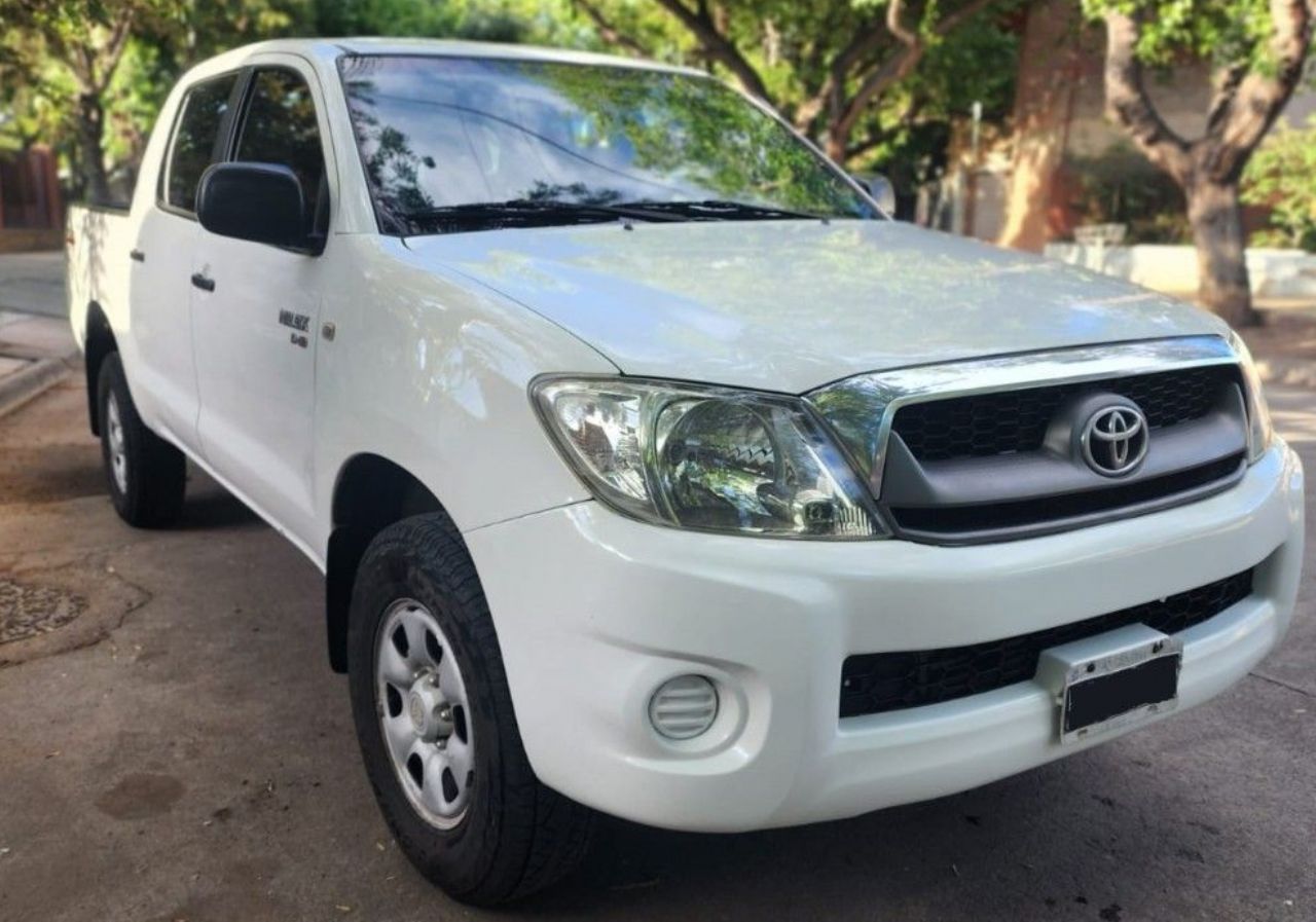 Toyota Hilux Usada en Mendoza, deRuedas