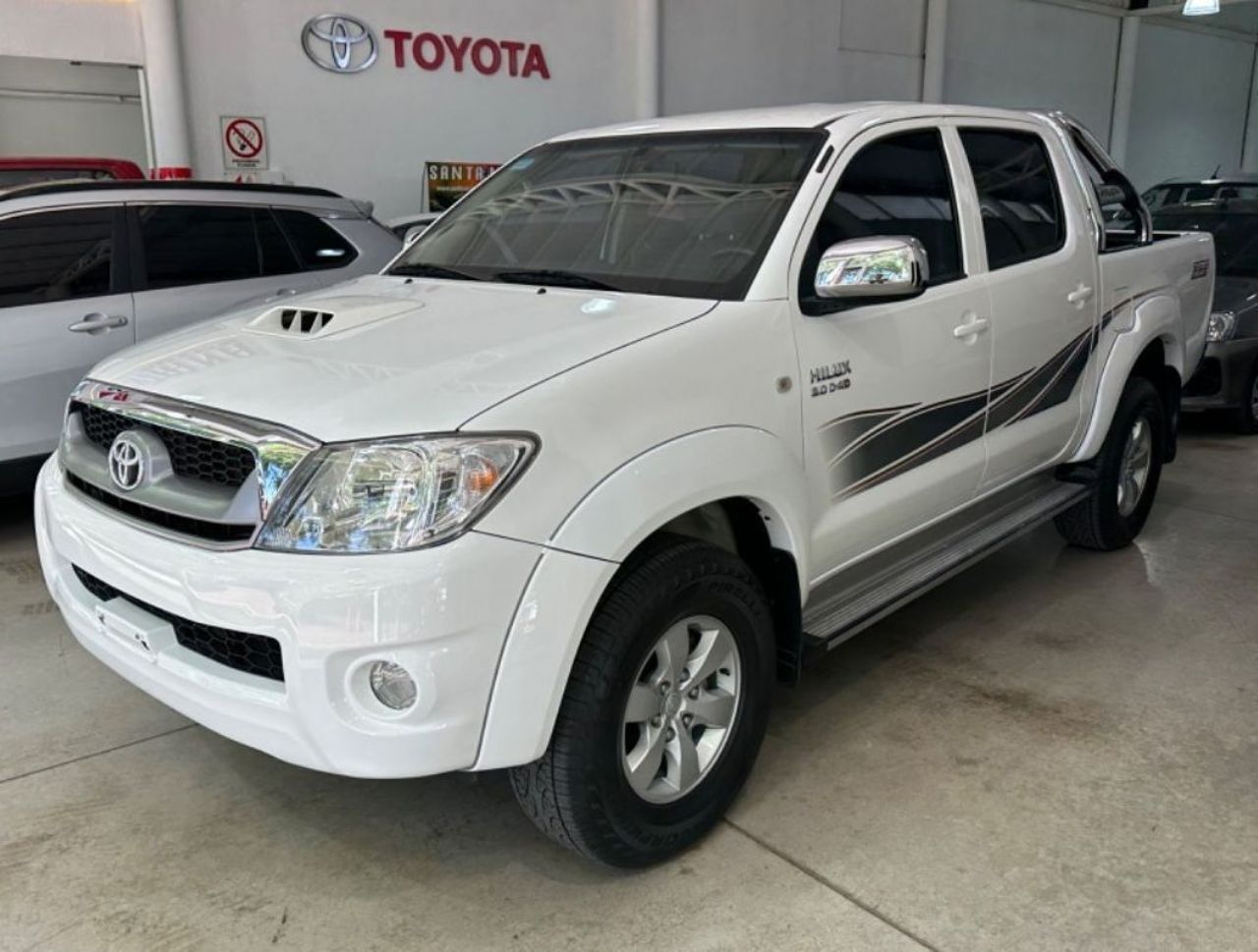 Toyota Hilux Usada en Mendoza, deRuedas