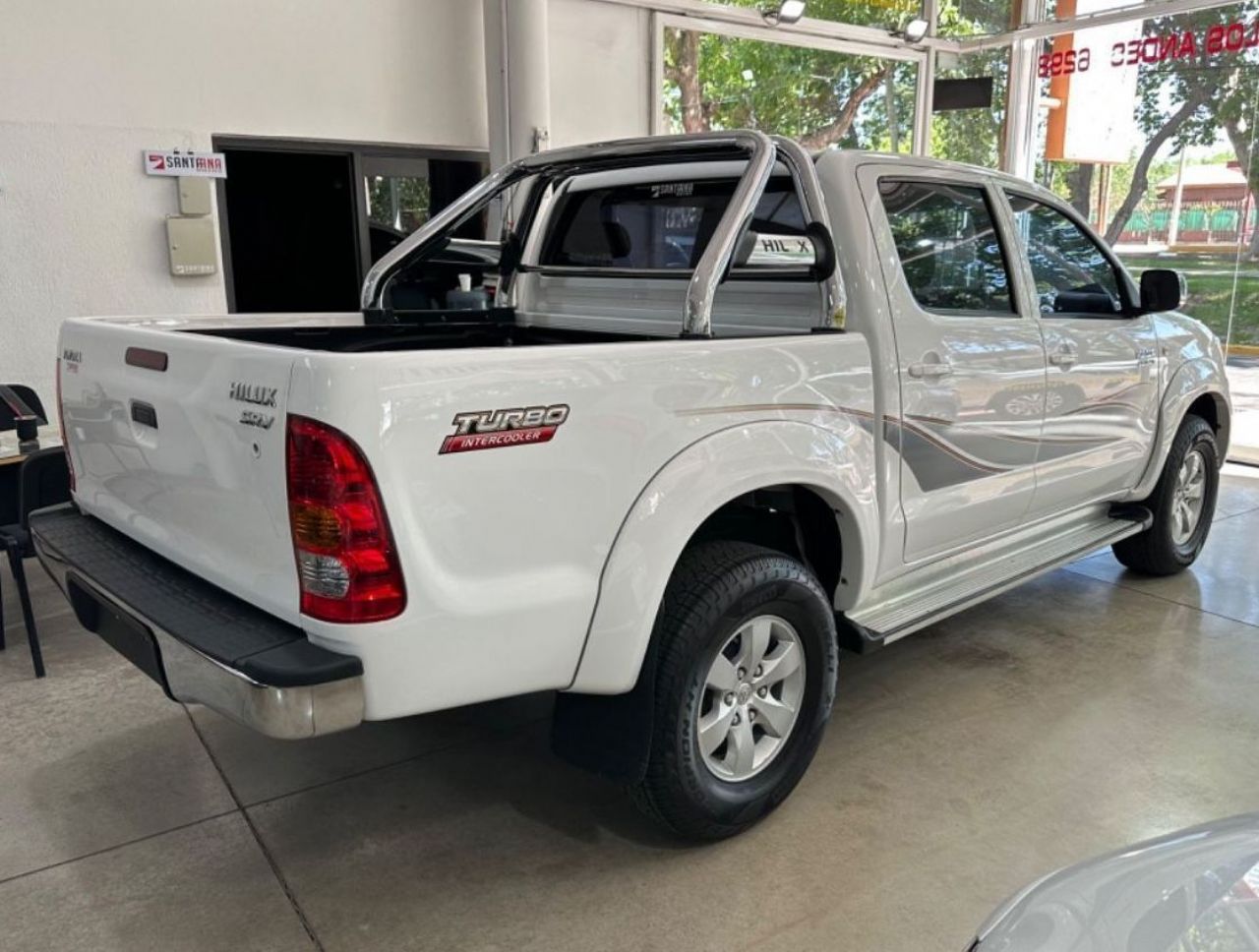 Toyota Hilux Usada en Mendoza, deRuedas