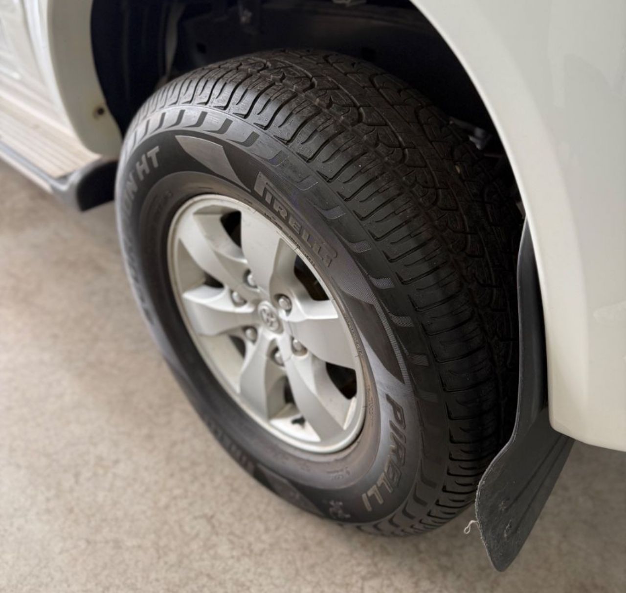 Toyota Hilux Usada Financiado en Mendoza, deRuedas