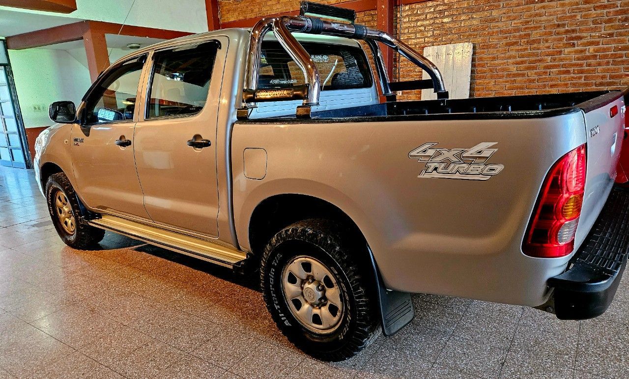 Toyota Hilux Usada en Mendoza, deRuedas