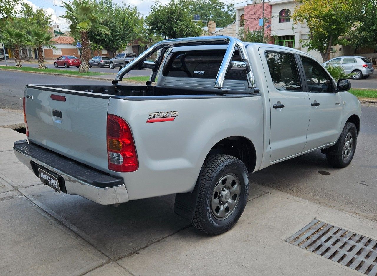 Toyota Hilux Usada Financiado en Mendoza, deRuedas