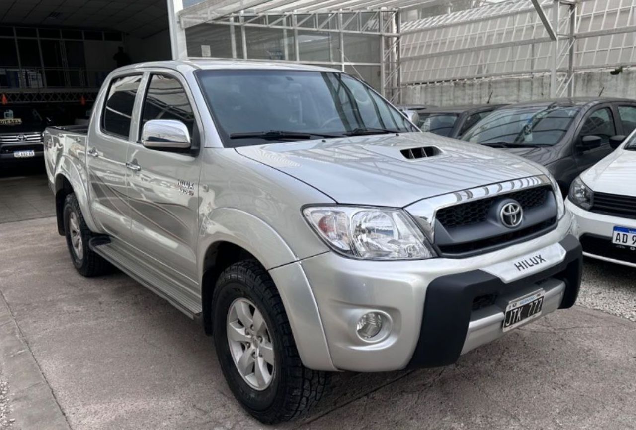 Toyota Hilux Usada en San Luis, deRuedas