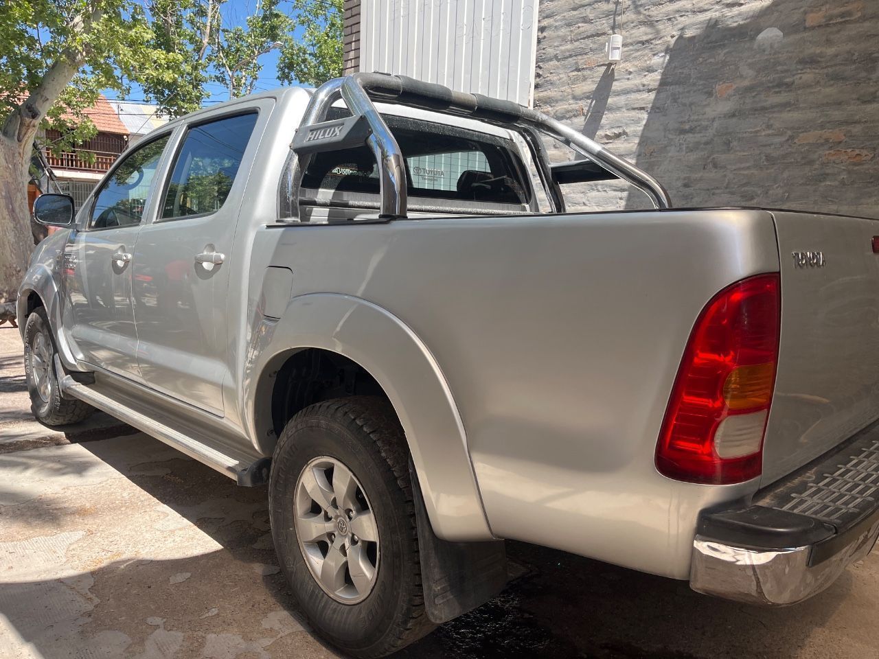 Toyota Hilux Usada Financiado en Mendoza, deRuedas