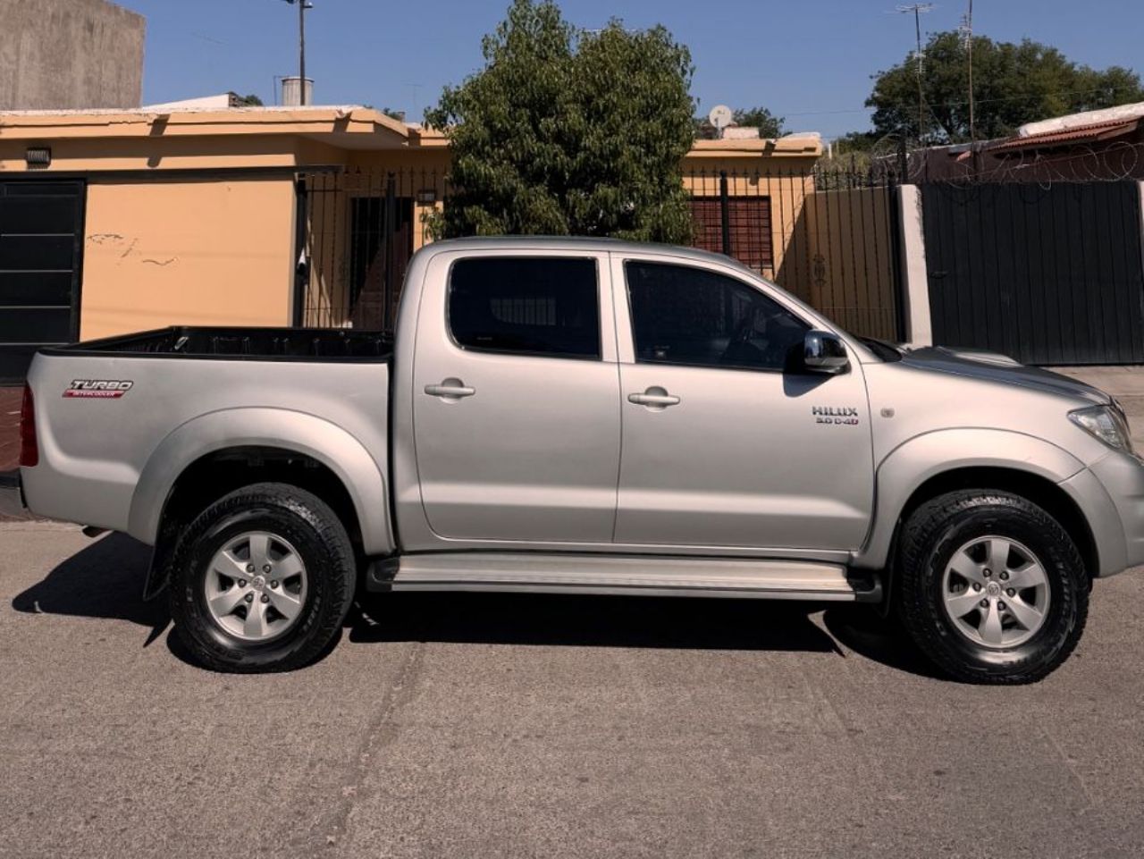 Toyota Hilux Usada en Mendoza, deRuedas