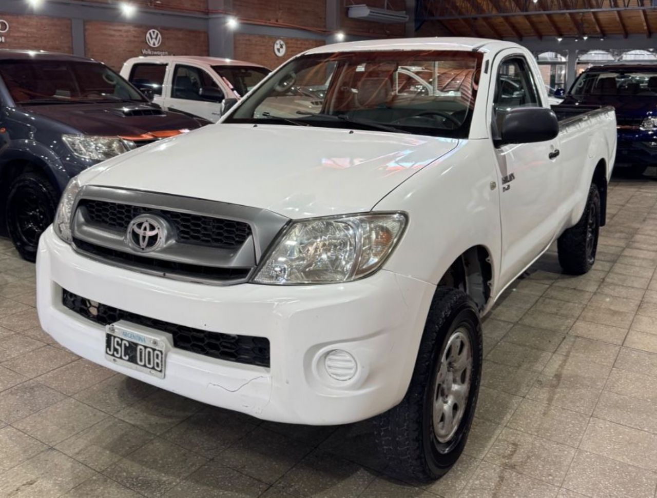 Toyota Hilux Usada en San Juan, deRuedas