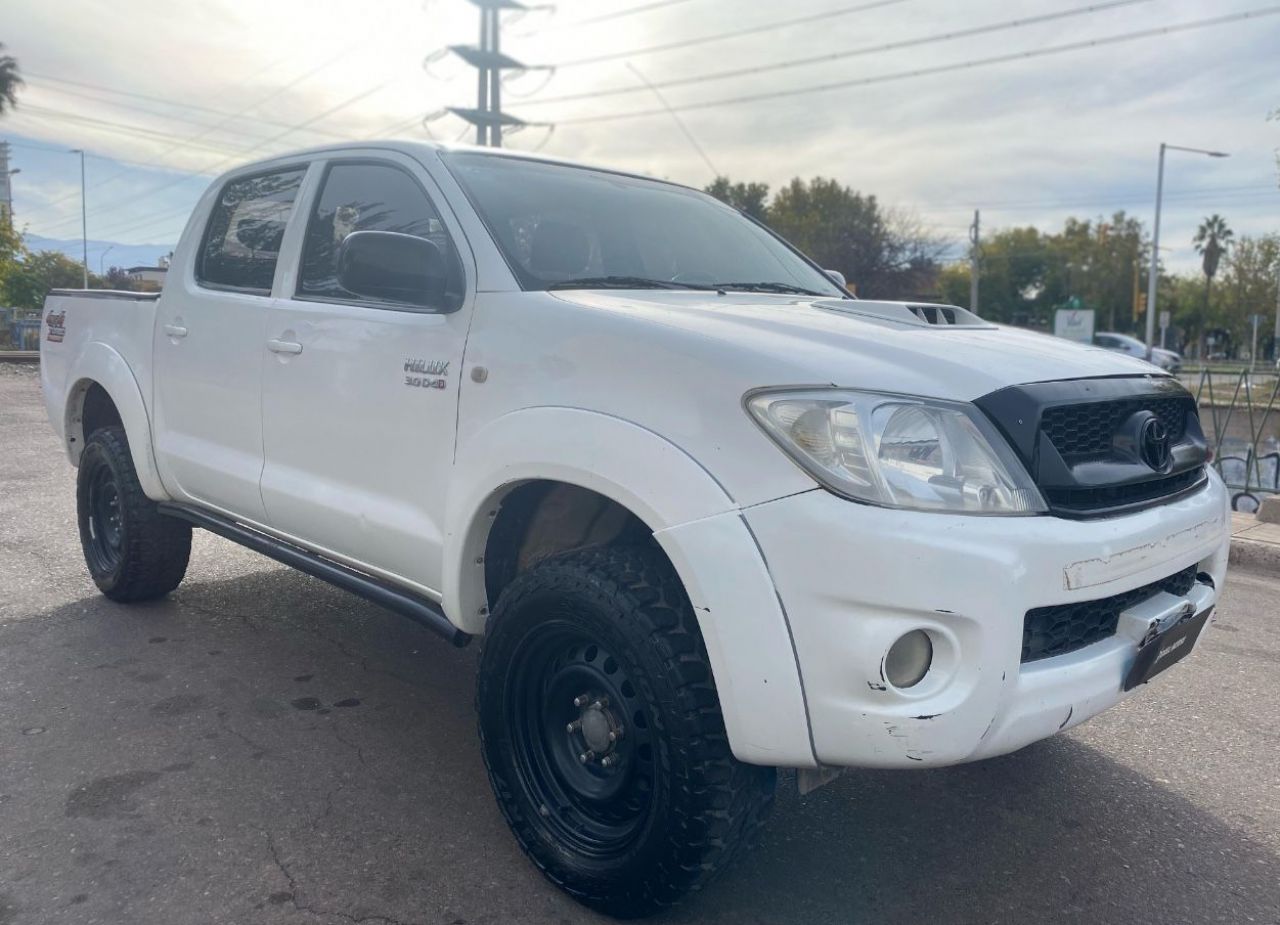 Toyota Hilux Usada en Mendoza, deRuedas
