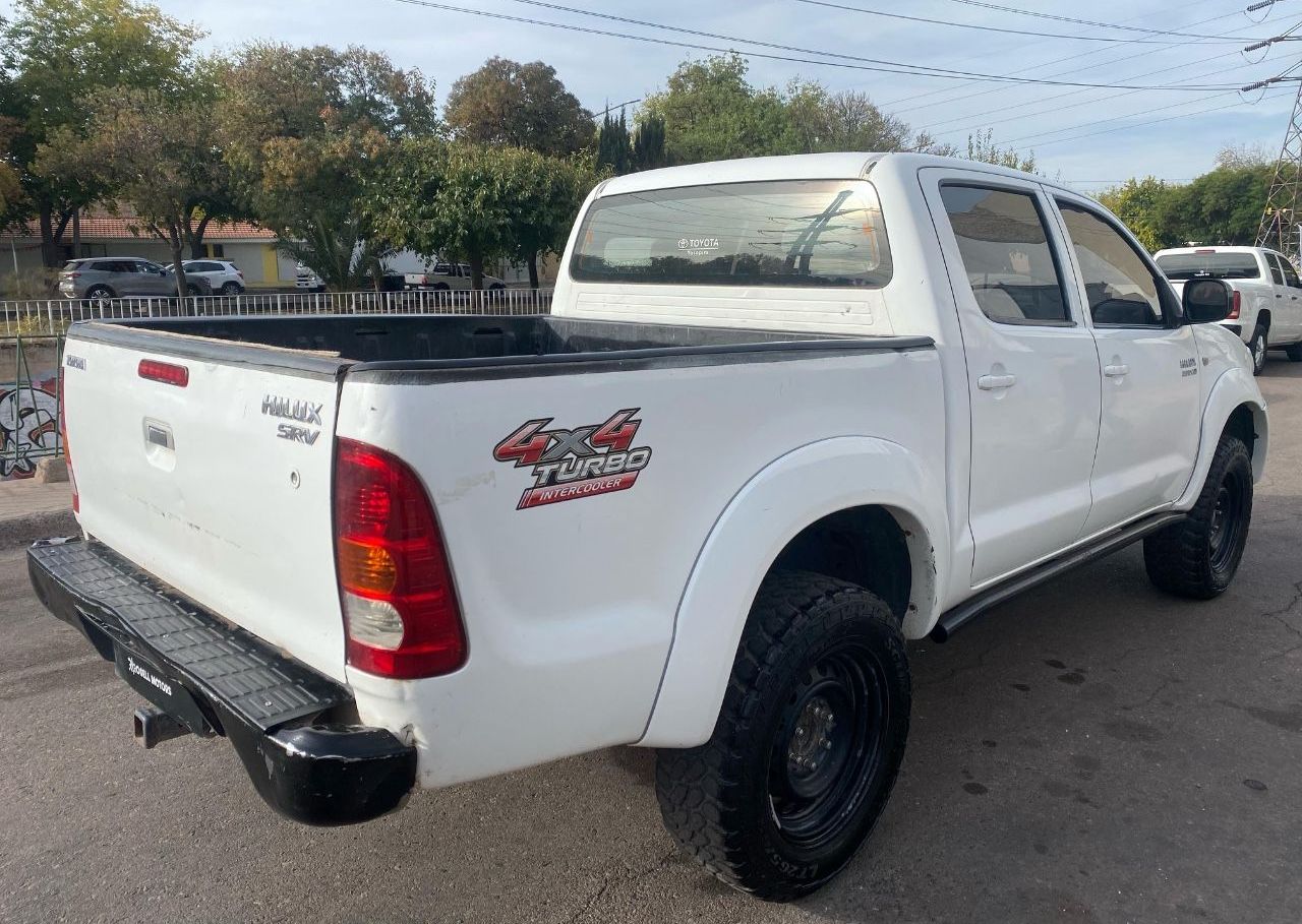 Toyota Hilux Usada en Mendoza, deRuedas