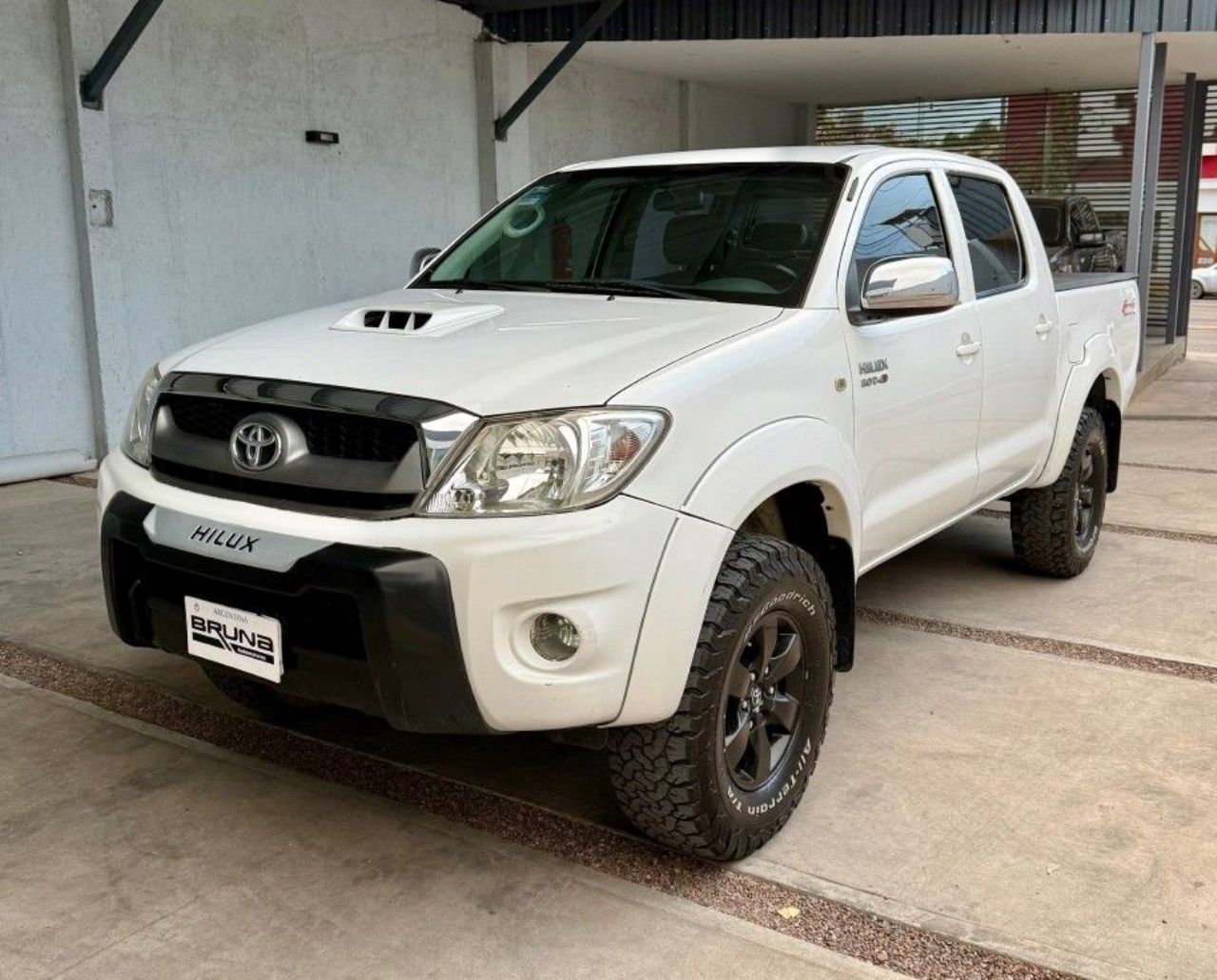Toyota Hilux Usada Financiado en Mendoza, deRuedas