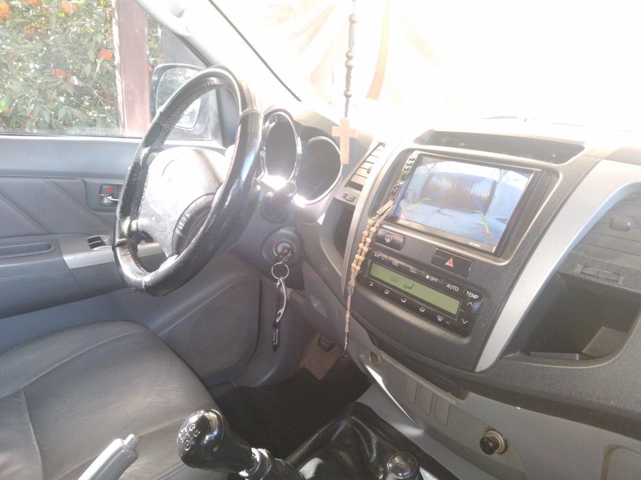 Toyota Hilux Usada en San Juan, deRuedas