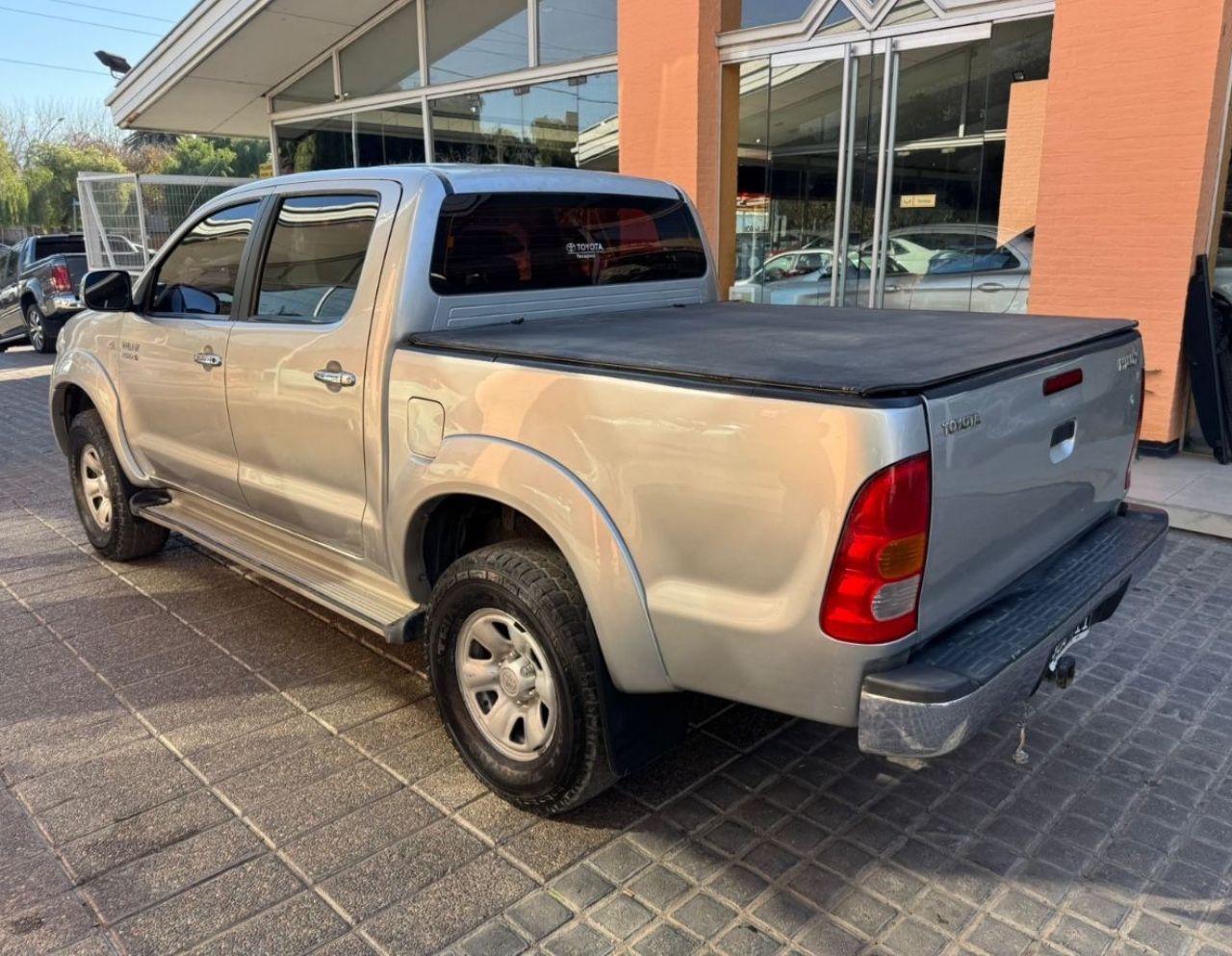 Toyota Hilux Usada Financiado en Mendoza, deRuedas