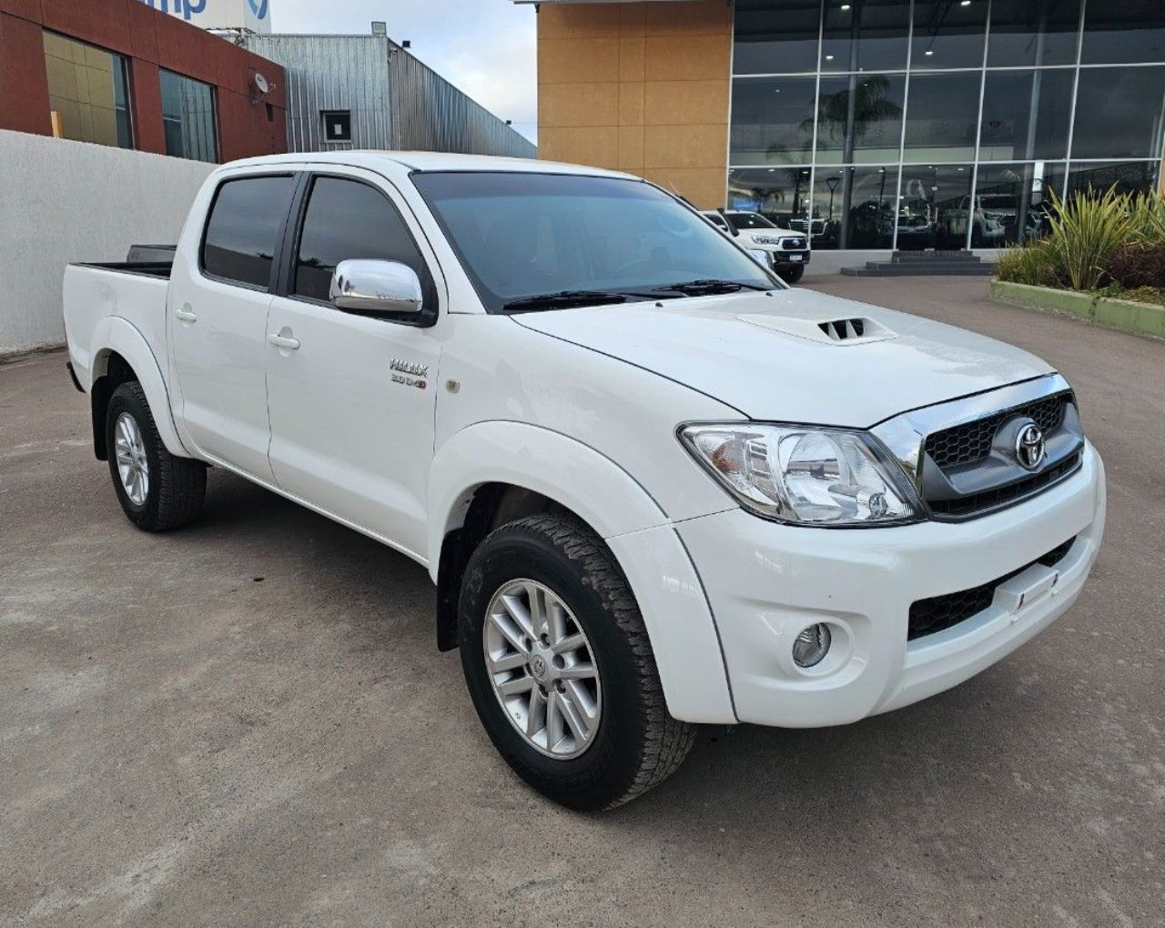 Toyota Hilux Usada Financiado en Mendoza, deRuedas