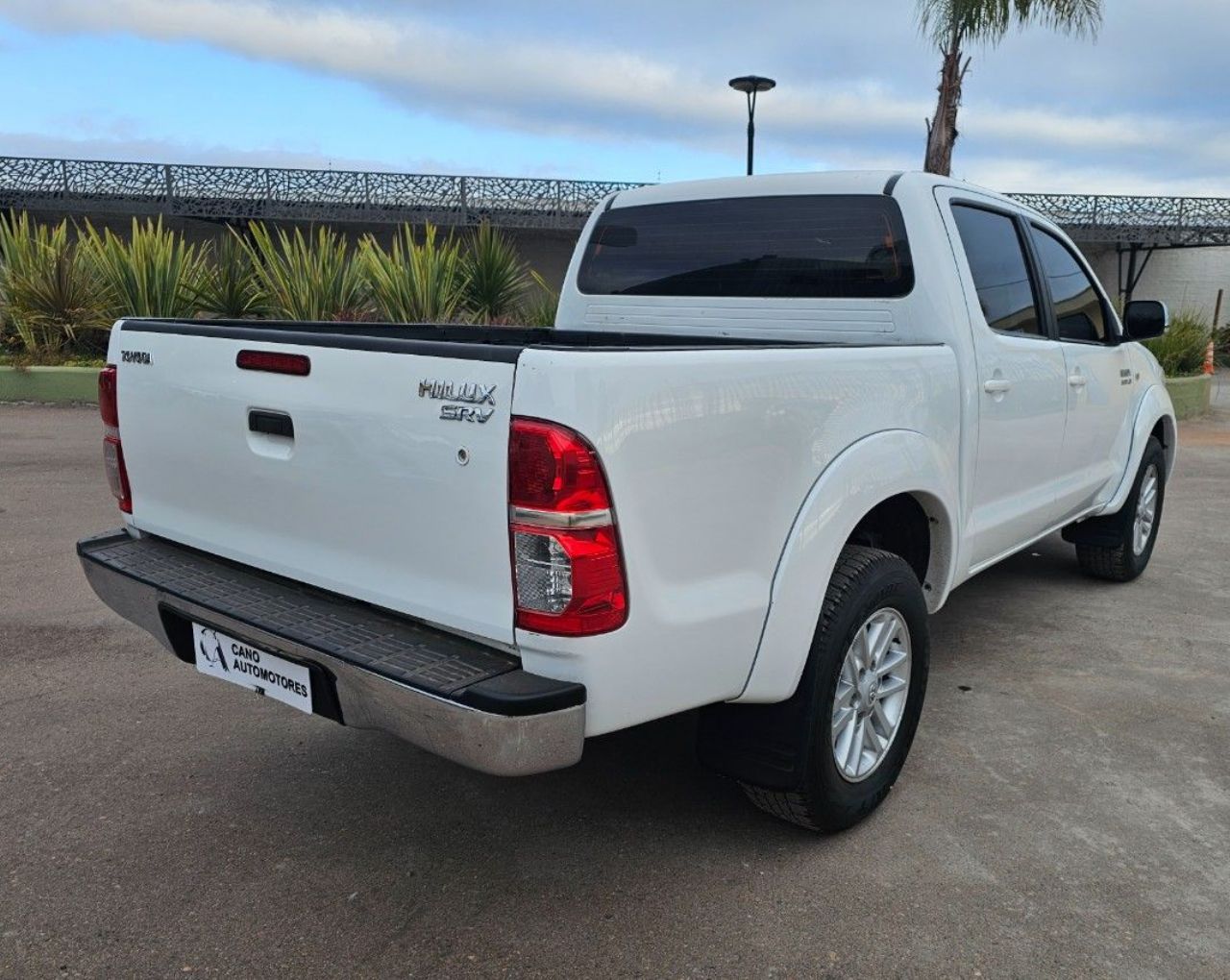 Toyota Hilux Usada Financiado en Mendoza, deRuedas