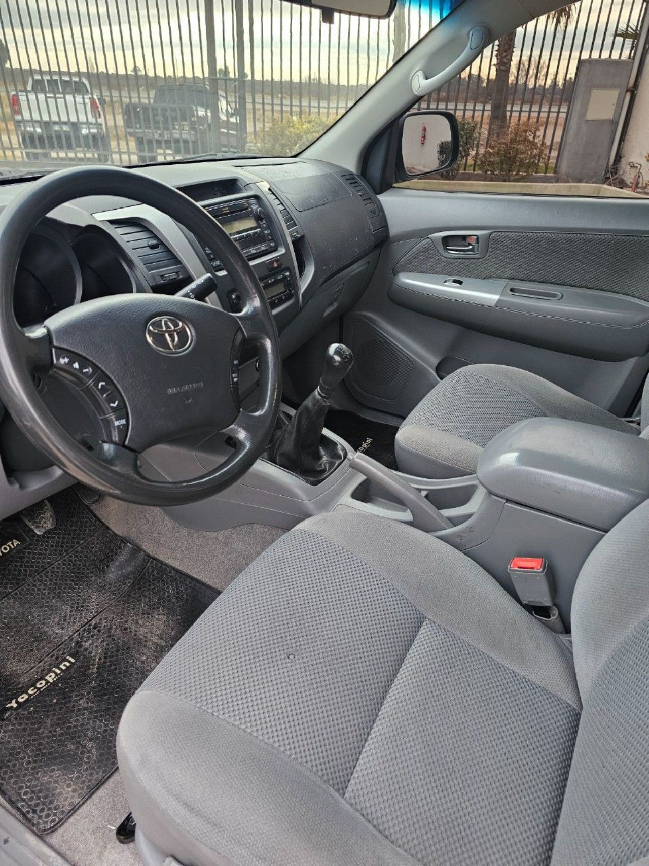 Toyota Hilux Usada Financiado en Mendoza, deRuedas