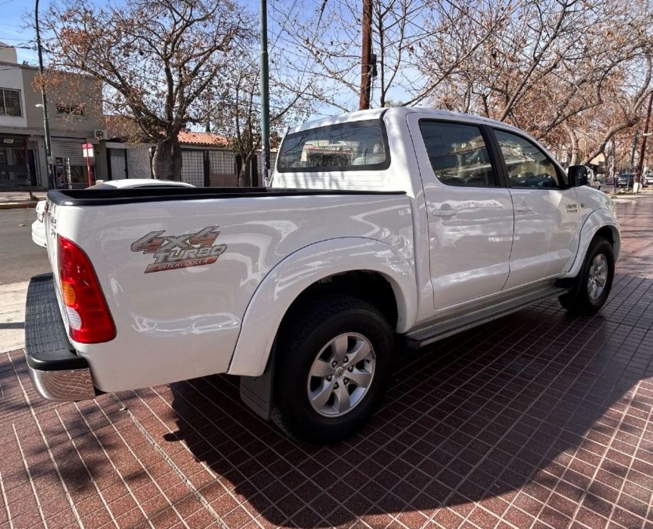 Toyota Hilux Usada Financiado en Mendoza, deRuedas