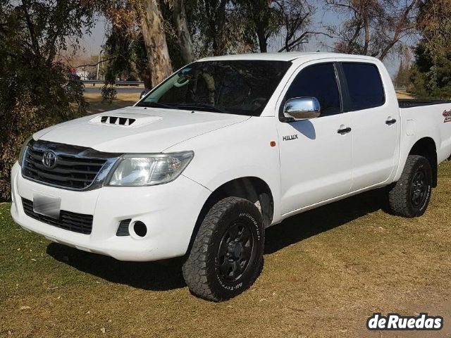Toyota Hilux Usada en Mendoza, deRuedas