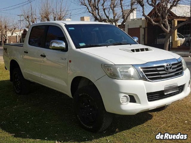Toyota Hilux Usada en Mendoza, deRuedas