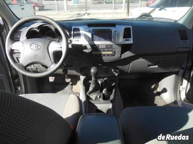 Toyota Hilux Usada en Mendoza, deRuedas