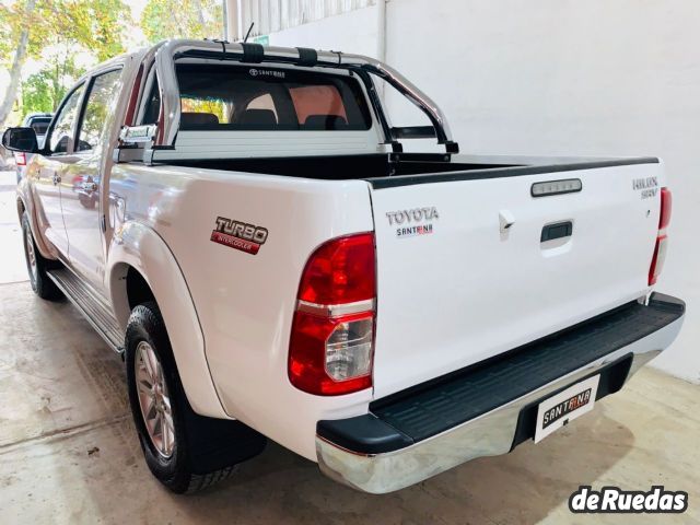 Toyota Hilux Usada en Mendoza, deRuedas