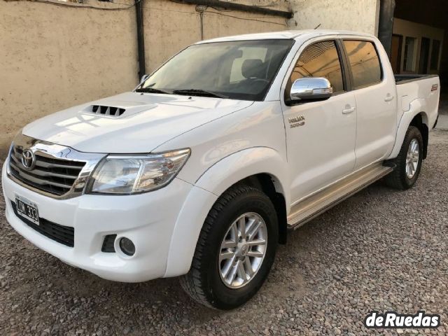 Toyota Hilux Usada en Mendoza, deRuedas