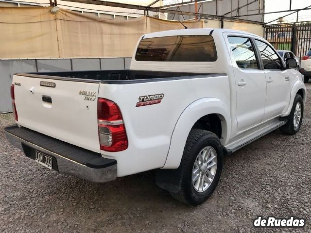 Toyota Hilux Usada en Mendoza, deRuedas