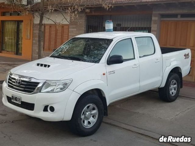 Toyota Hilux Usada en Mendoza, deRuedas