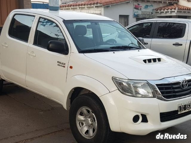 Toyota Hilux Usada en Mendoza, deRuedas