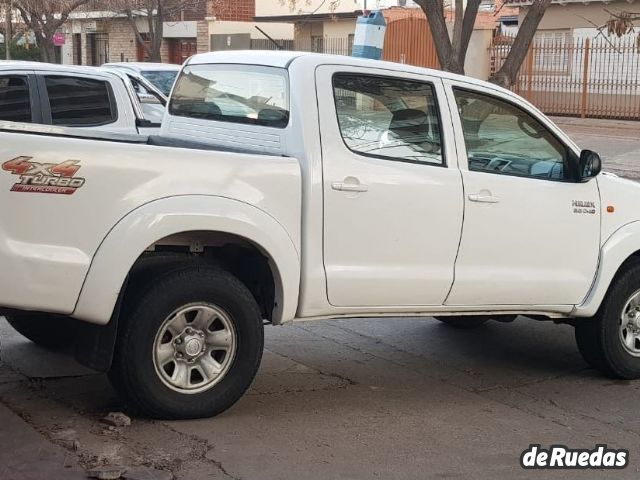 Toyota Hilux Usada en Mendoza, deRuedas