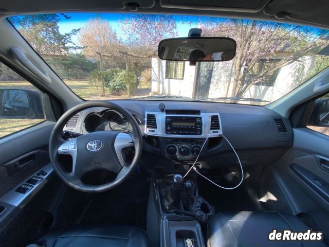 Toyota Hilux Usada en Mendoza, deRuedas