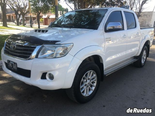 Toyota Hilux Usada en Mendoza, deRuedas