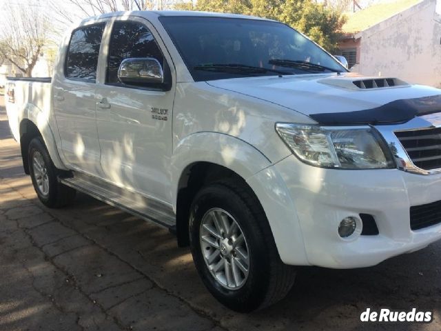 Toyota Hilux Usada en Mendoza, deRuedas