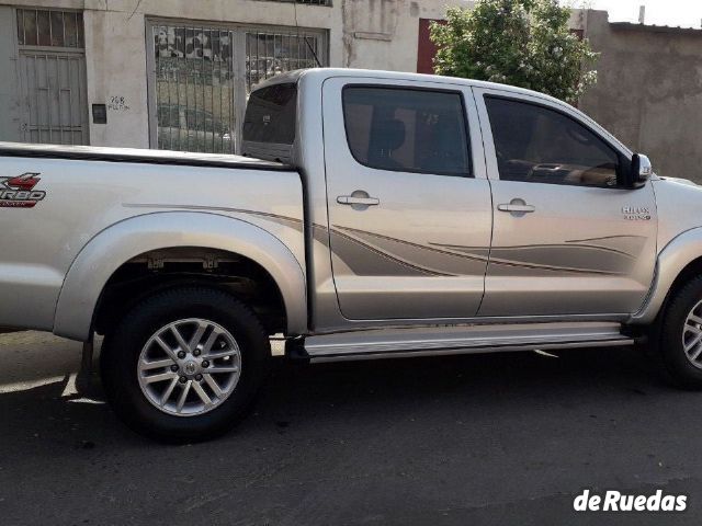 Toyota Hilux Usada en Mendoza, deRuedas