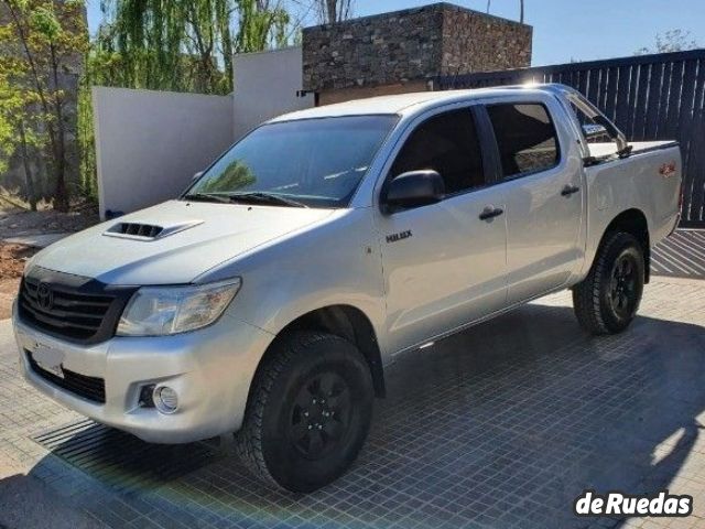 Toyota Hilux Usada en Mendoza, deRuedas