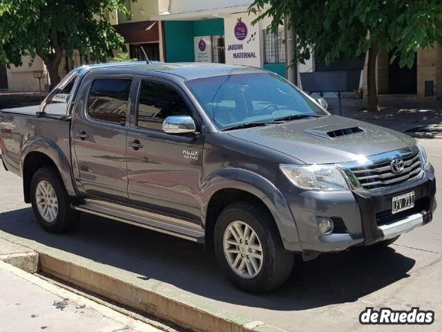 Toyota Hilux Usada en Mendoza, deRuedas