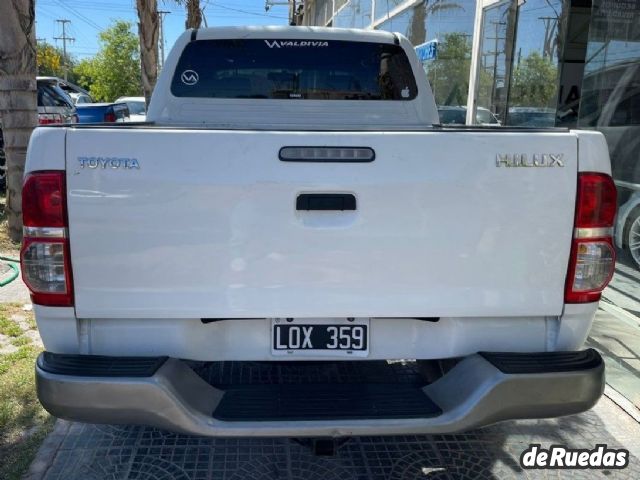 Toyota Hilux Usada en San Juan, deRuedas
