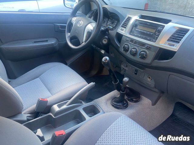 Toyota Hilux Usada en Mendoza, deRuedas