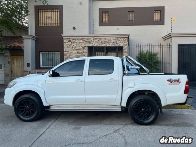 Toyota Hilux Usada en Mendoza, deRuedas