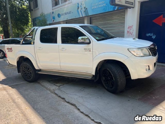 Toyota Hilux Usada en Mendoza, deRuedas