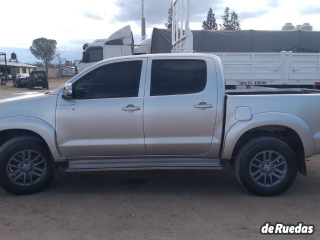 Toyota Hilux Usada en Mendoza, deRuedas