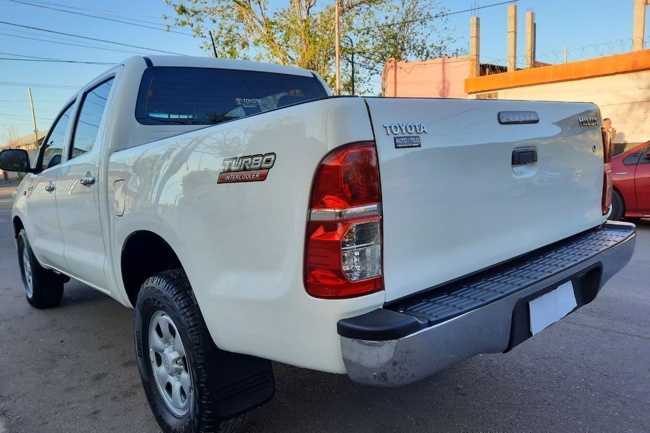 Toyota Hilux Usada en Mendoza, deRuedas