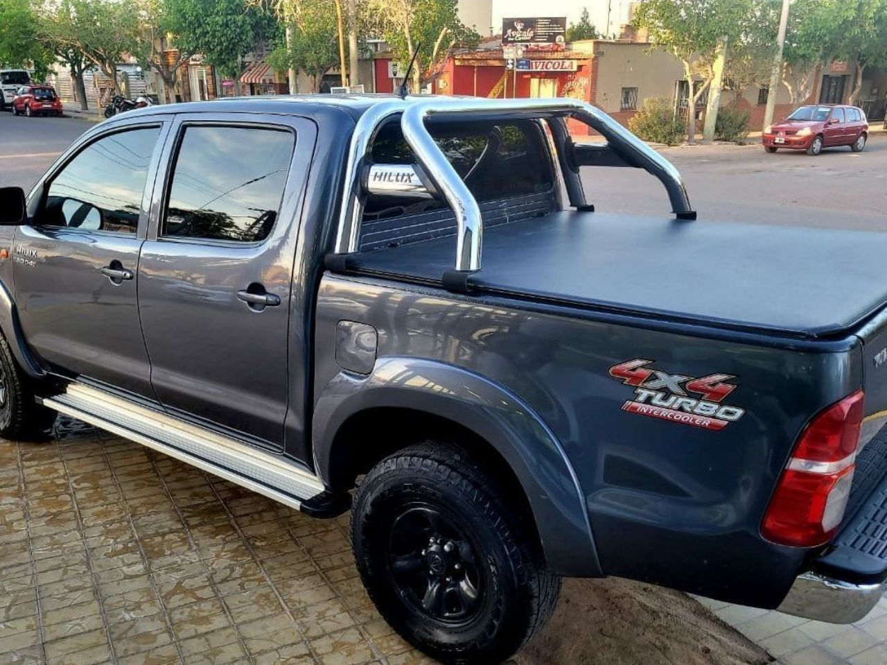 Toyota Hilux Usada en San Juan, deRuedas