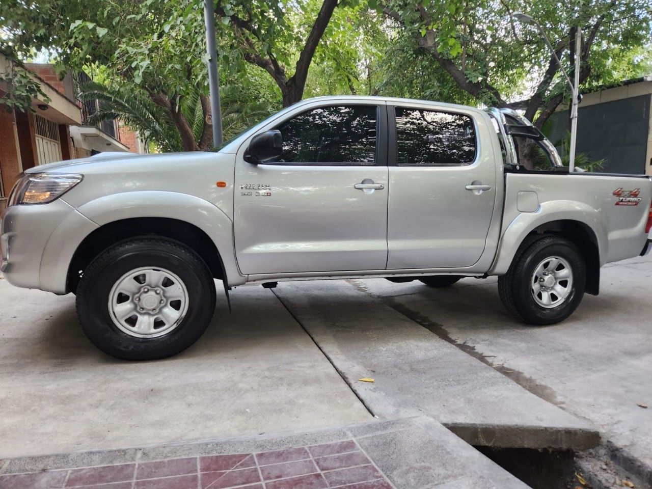 Toyota Hilux Usada en Mendoza, deRuedas