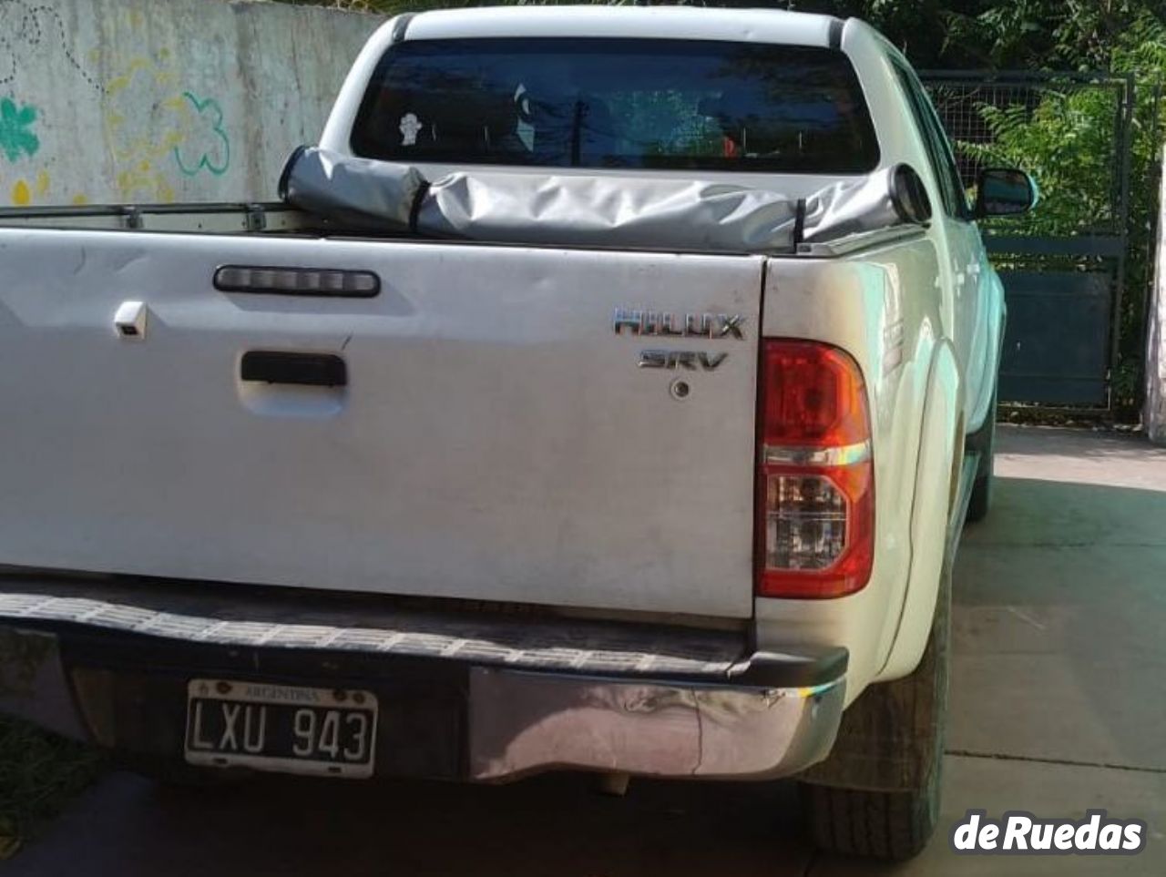 Toyota Hilux Usada en San Juan, deRuedas