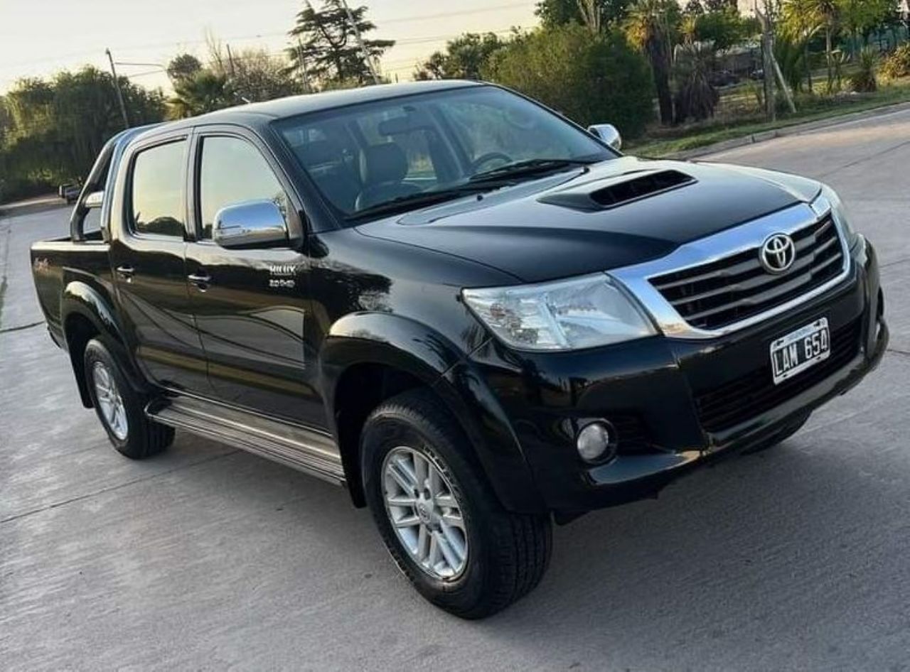 Toyota Hilux Usada en Mendoza, deRuedas