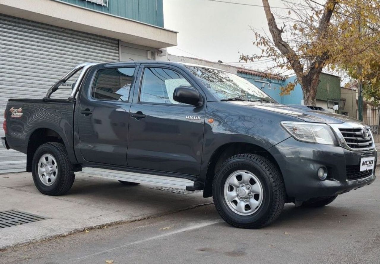 Toyota Hilux Usada en Mendoza, deRuedas