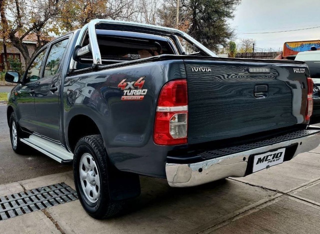 Toyota Hilux Usada en Mendoza, deRuedas