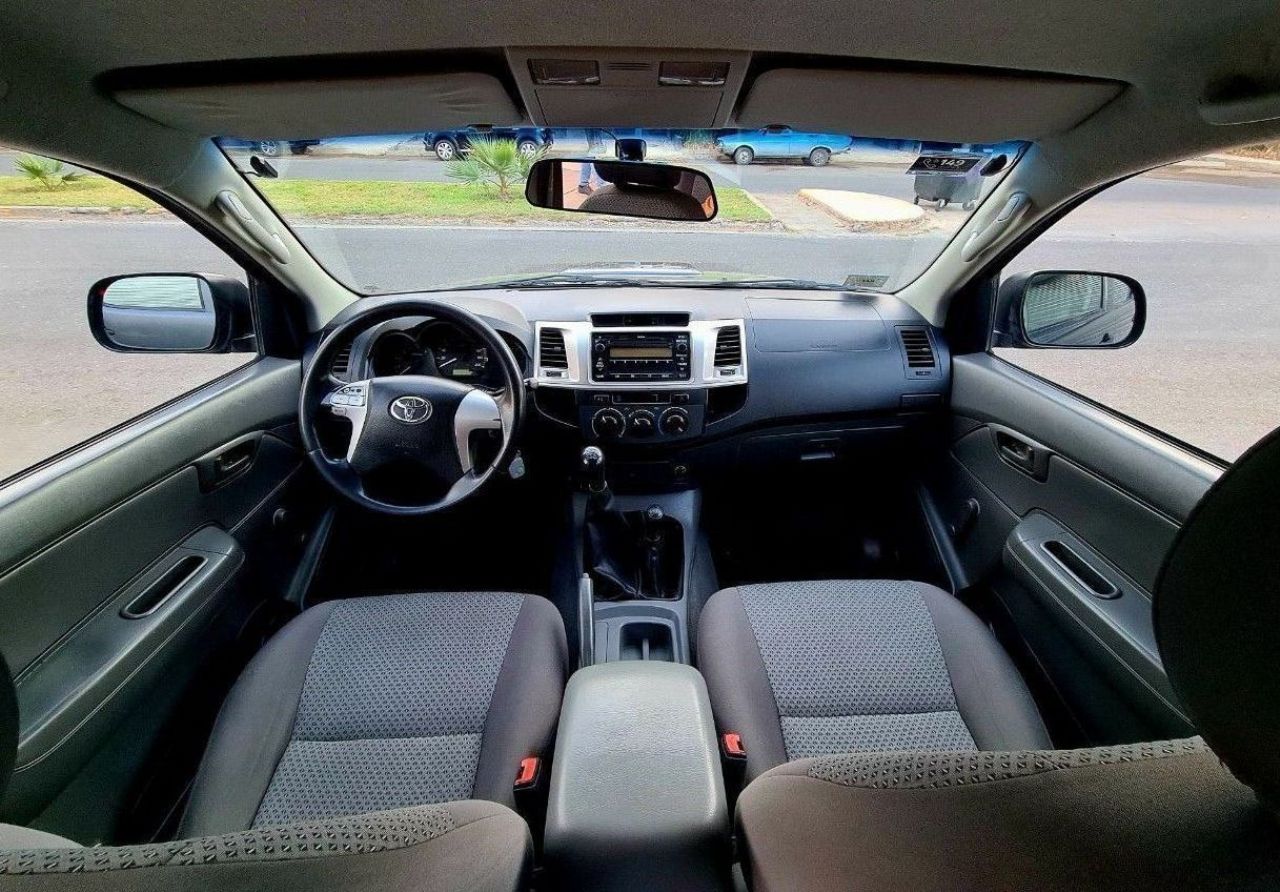Toyota Hilux Usada en Mendoza, deRuedas